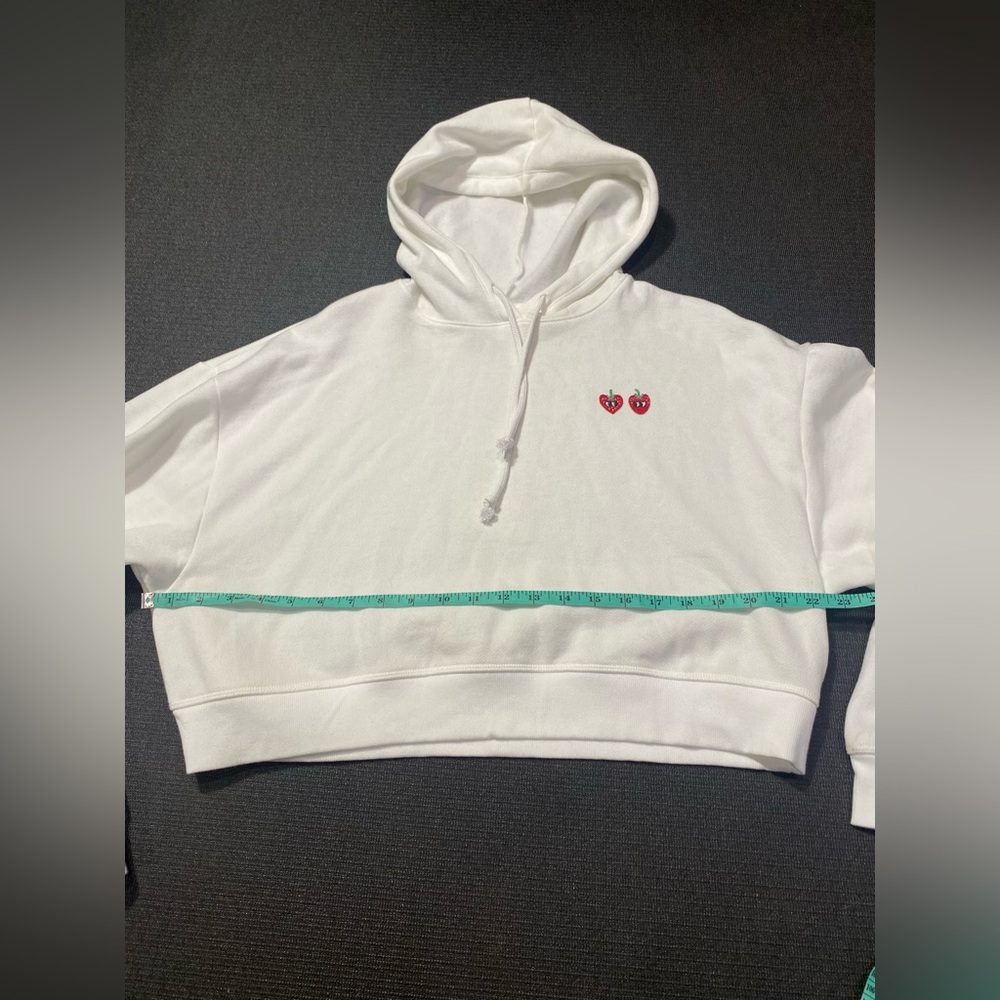 New Victoria's Secret PINK Everyday Fleece Cropped Hoodie Optic White Strawberry - Picture 6 of 7